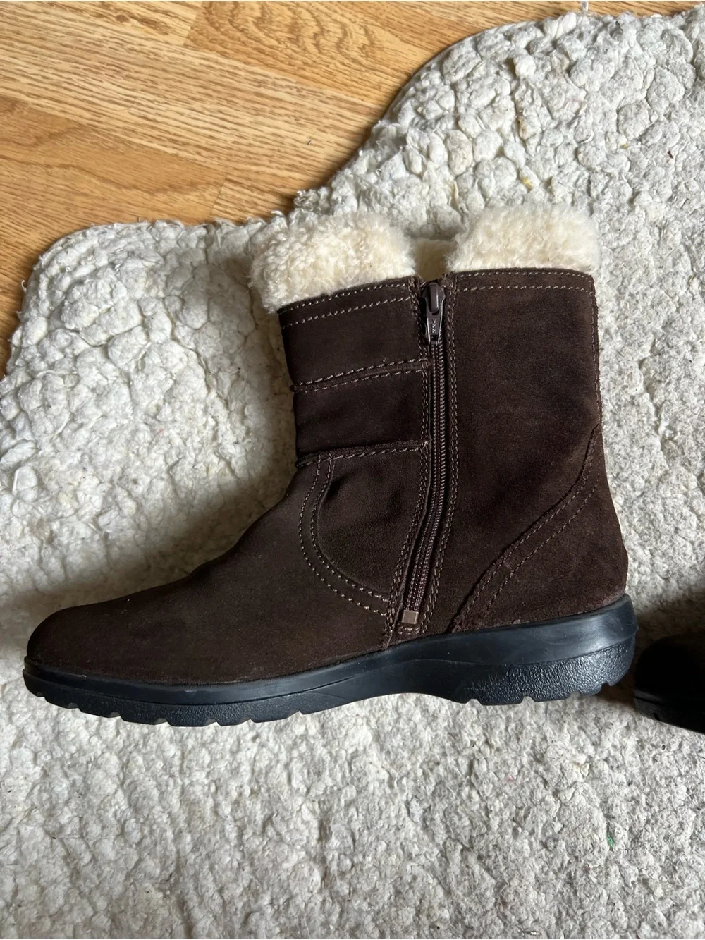 Clarks Dark Brown Suede Shearling Winter Boots